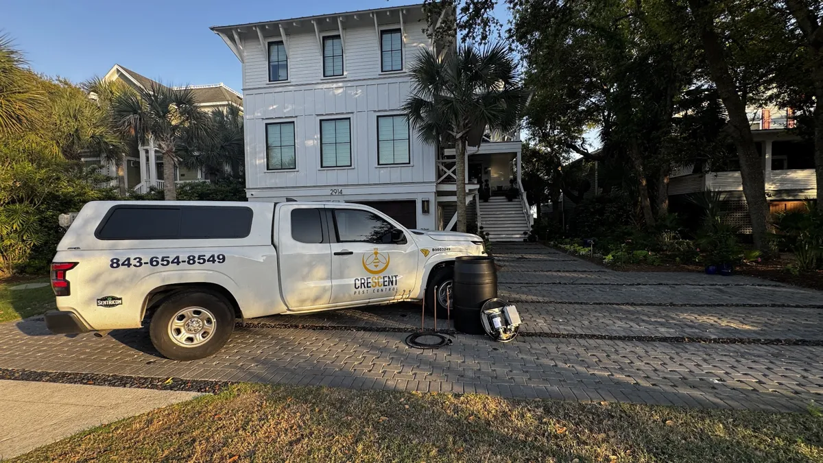 Crescent Pest Control