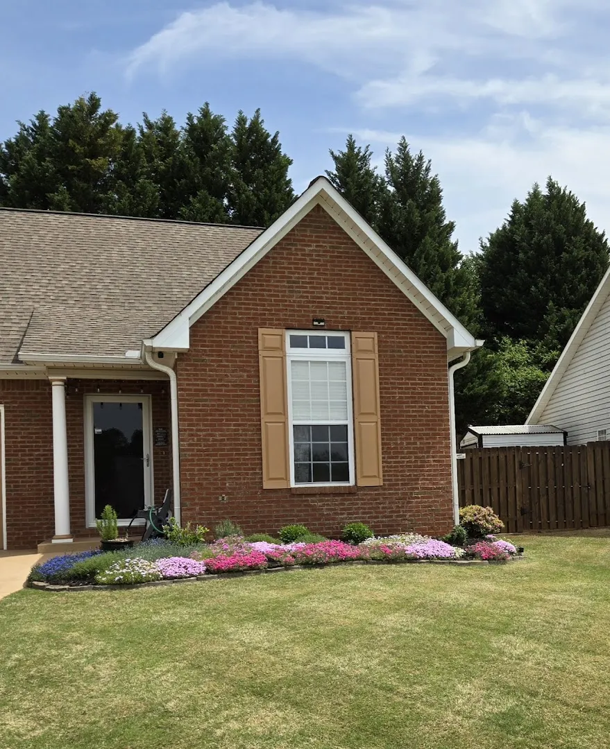 Healthy Lawn Solutions LLC